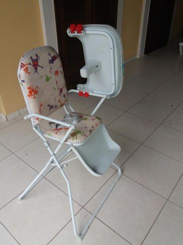 Cadeira para Alimentação de Bebês