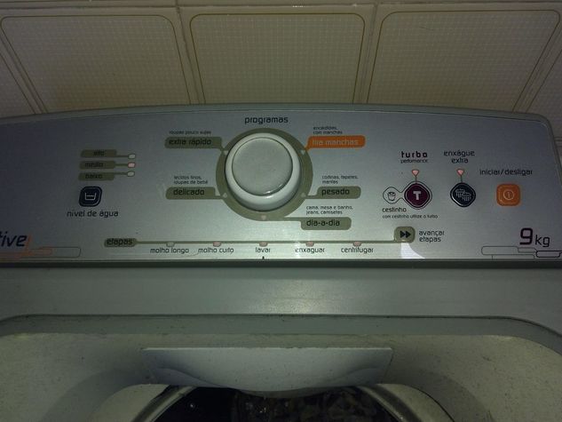 Máquina de Lavar 9kg