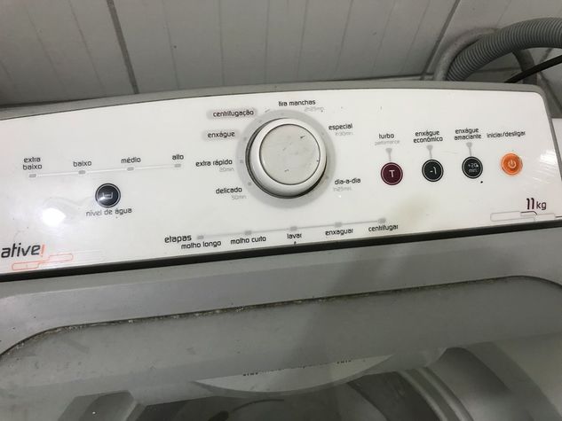 Máquina de Lavar 11kg Brastemp!