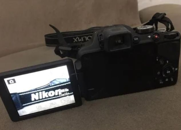 Nikon Coolpix P520 Compacta Cor Preto - Semi Nova