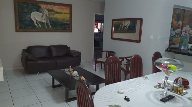 Casa com 4 Dormitórios à Venda, 740 m2 por RS 970.000,00 - Santo Agostinho - Manaus-am