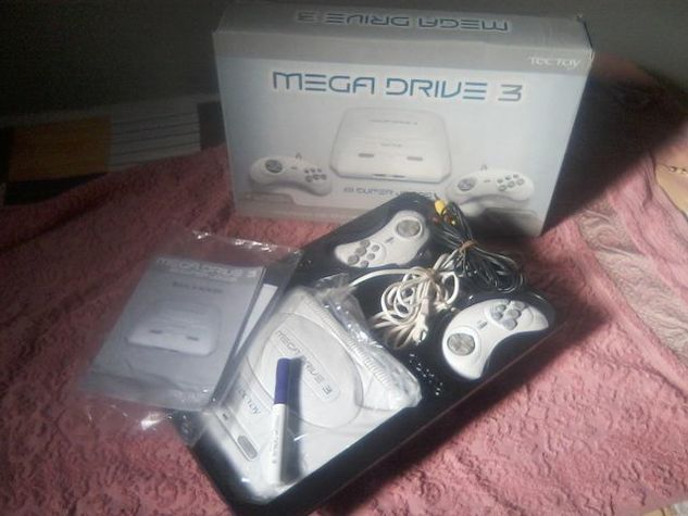 Mega Drive 3 81 Jogos " na Caixa, com Manual"