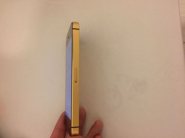 Iphone 5 de 16gb Dourado e Preto