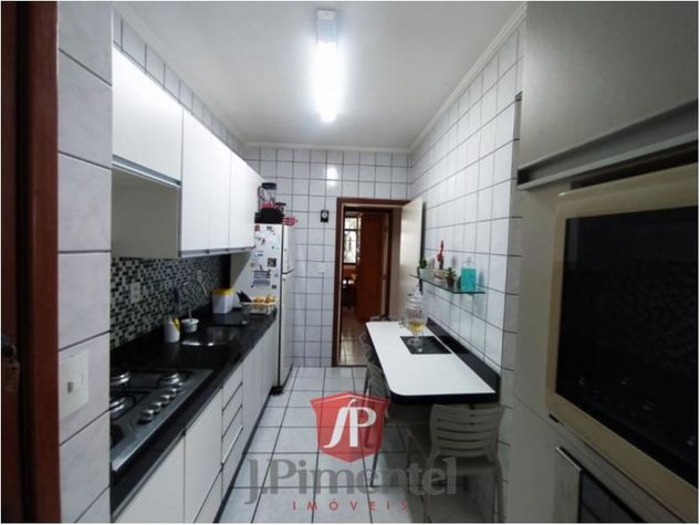 Apartamento com 3 Dorms em Vitória - Jardim da Penha por 630 Mil à Venda