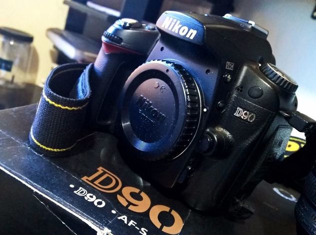 R$ 2.200,00oportunidade Nikon D90 + Lente + Acessório