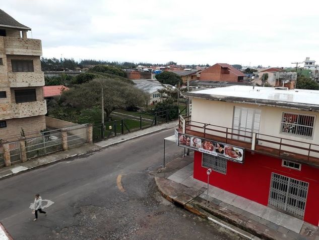 Casa Comercial de Esquina com 2 Moradias área Nobre da Barra