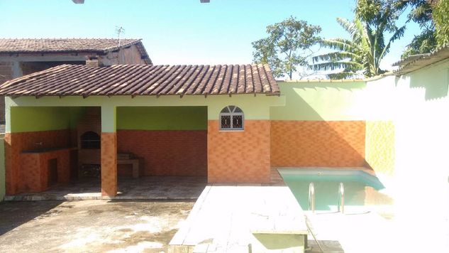 Vendo Excelente Casa em Itaguaí RJ com Piscina e Churrasqueira