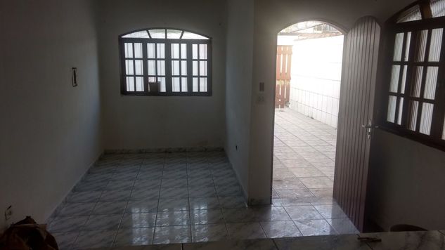 Vende SE Casa em Mongaguá ou Troca-se por Apartamento em São Paulo Cap