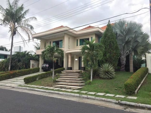 Casa com 4 Dormitórios à Venda, 860 m² por RS 4.800.000,00 - Aleixo - Manaus-am