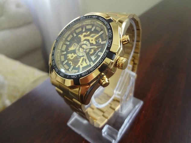 Relógio Esquelético Automático Forsining Dourado em Aço Inoxidável