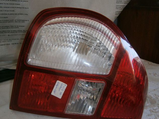 Lanterna Renault Clio