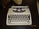 Máquina de Escrever Olivetti Lettera 82