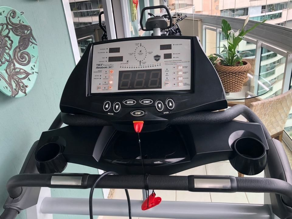 reebok tr3 treadmill